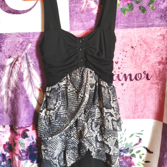Rue 21, Juniors, Size S, Snakeskin print, Party dress, Cute and fitting - Picture 2 of 3
